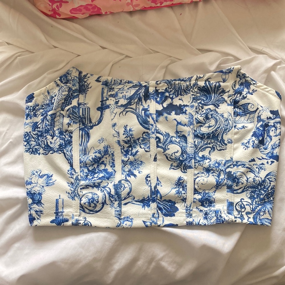 SHEIN WYWH Figure and Floral Print Tube Top